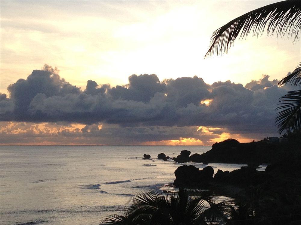 Round House Hotel Bathsheba Luaran gambar