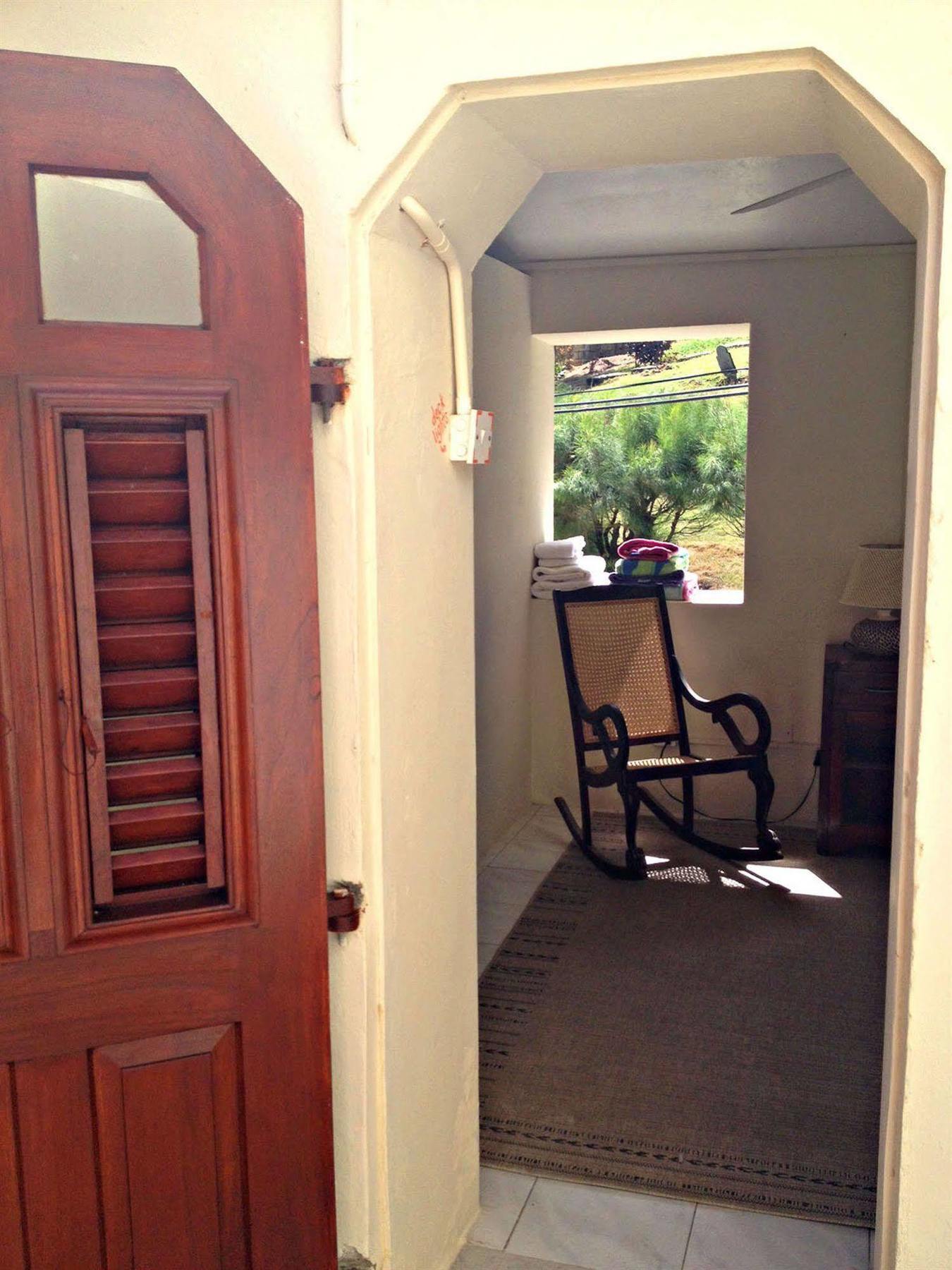 Round House Hotel Bathsheba Luaran gambar